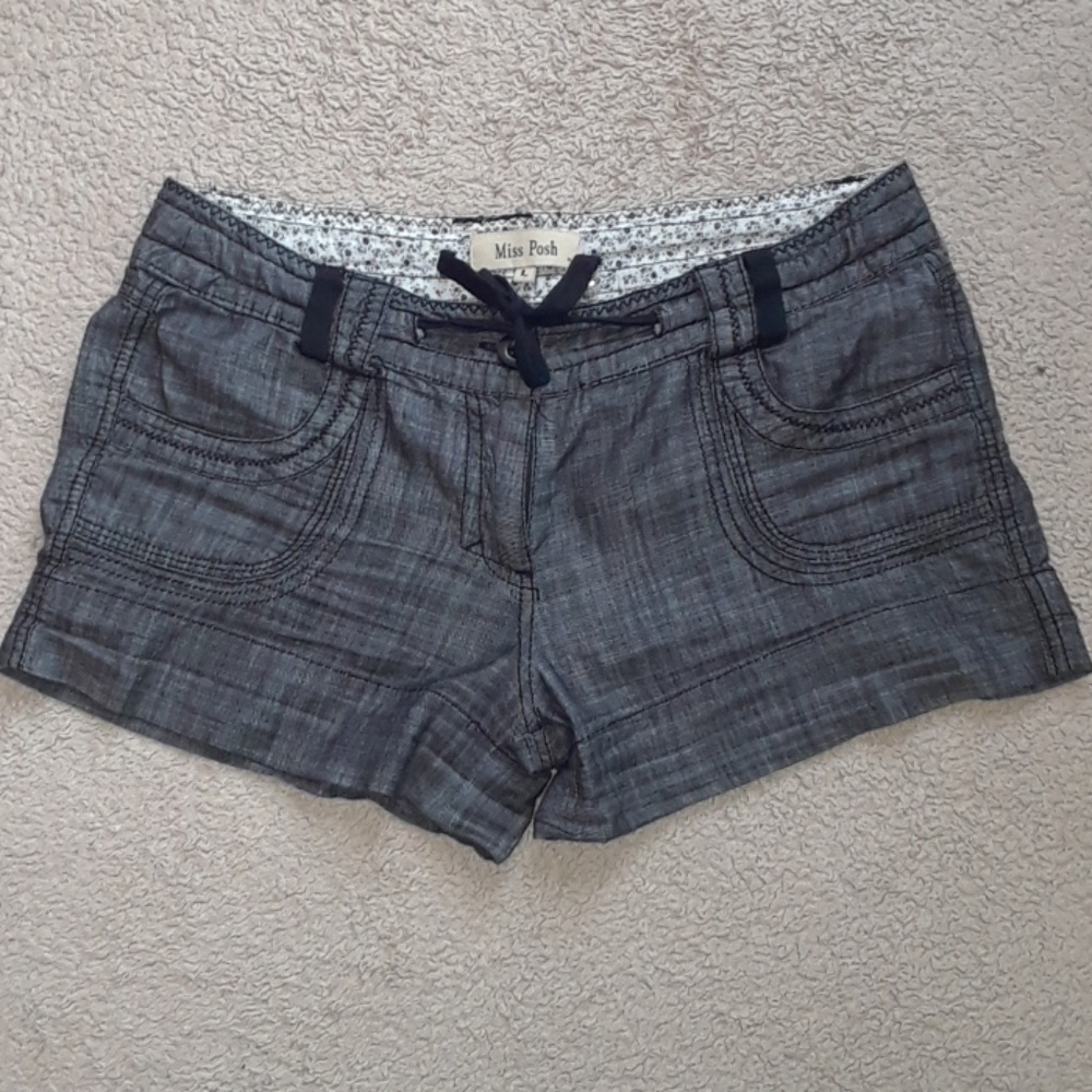 Miss Posh Junior's Size Large Shorts